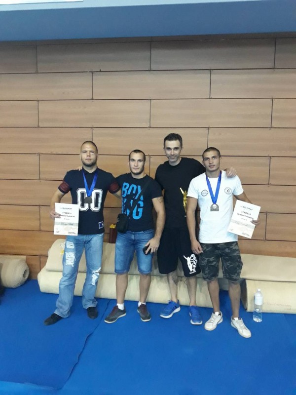 Достоен дебют на Държавно първенство по ММА за младите състезатели на „Спортен клуб Аргус ММА“