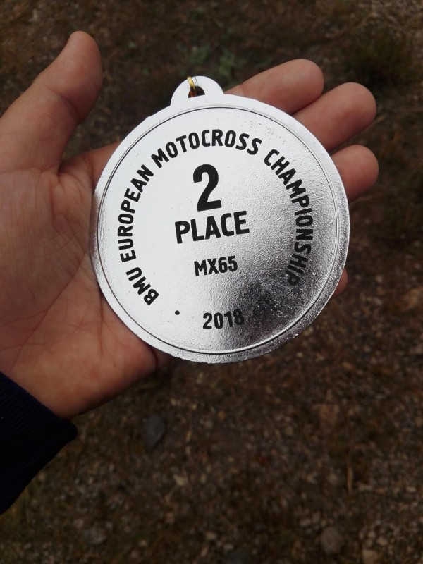 9-годишният Енис Байрамов от “Дамасцена Алба“ АСК e вицеевропейски шампион по мотокрос