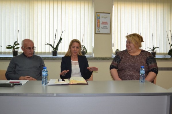 Работата с побратимени градове на Казанлък – шанс градът да се развива и в международен план