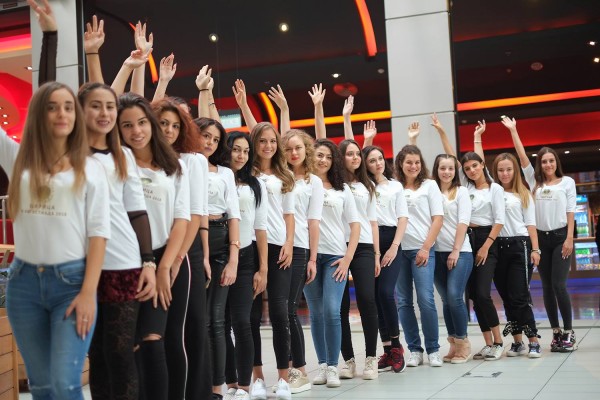 Казанлъшка Царица роза се бори за корона в Стара Загора