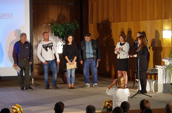 Екипът на администрацията работи като едно цяло в полза на гражданите