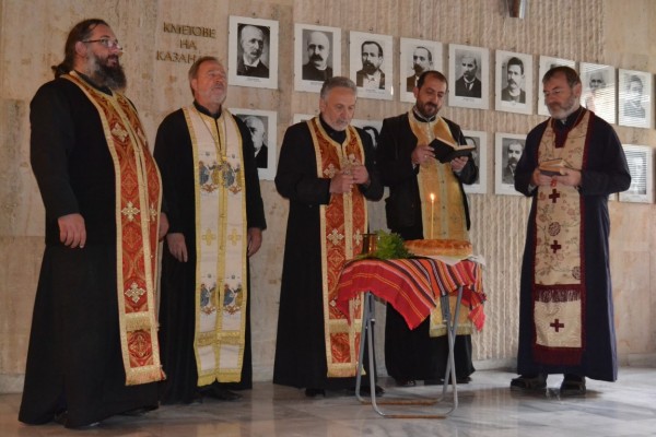 Завършен е проектът „Въвеждане на мерки за достъпна среда в сградата на общинска администрация Казанлък“
