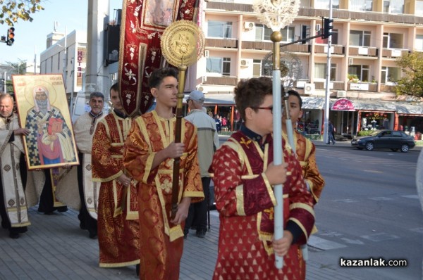 Чудотворната икона вече е в Казанлък