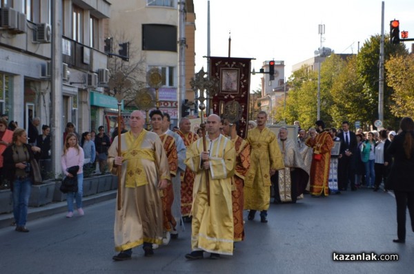 Чудотворната икона вече е в Казанлък