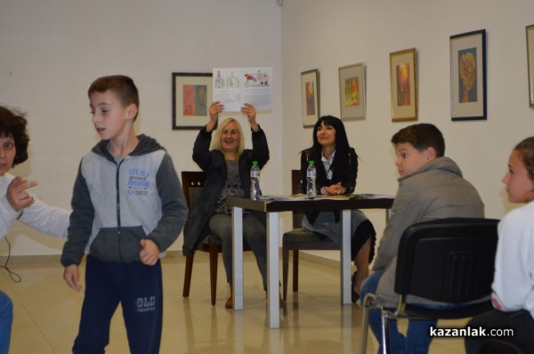 Цвят и настроение в сборника с детски творби “Цветовете на лятото“