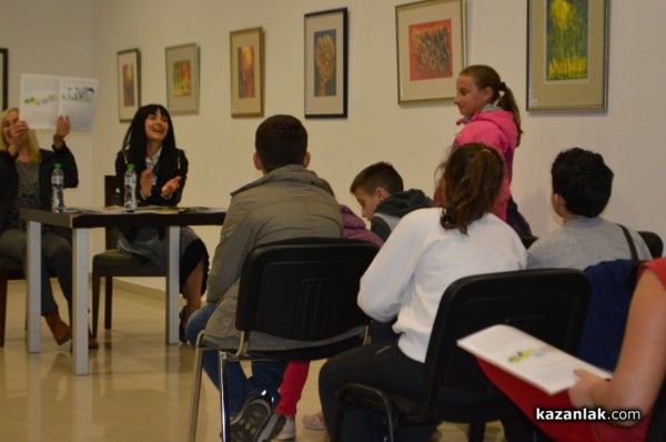 Цвят и настроение в сборника с детски творби “Цветовете на лятото“