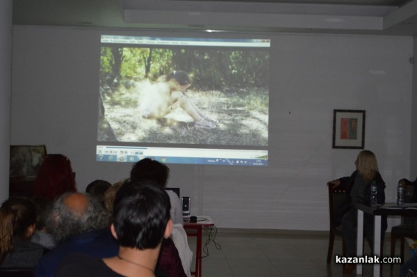 Цвят и настроение в сборника с детски творби “Цветовете на лятото“