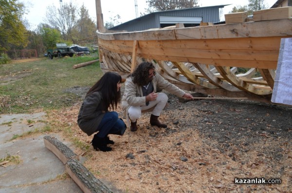 Птицеглавият тракийски кораб ще презимува на сух док 