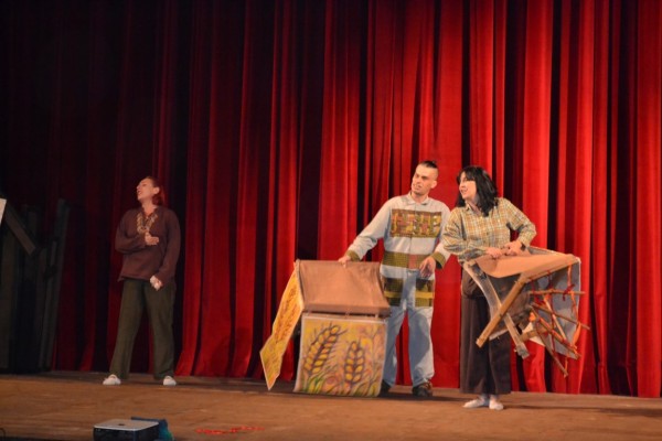 20 години Общински театър „Любомир Кабакчиев“ в Казанлък