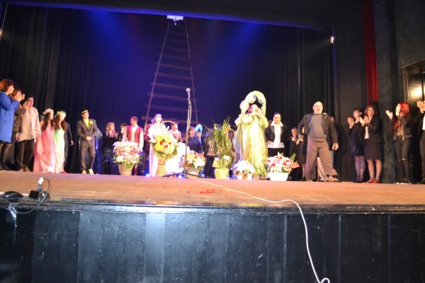 20 години Общински театър „Любомир Кабакчиев“ в Казанлък