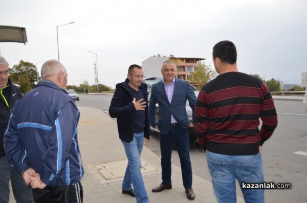 Ангел Джамбазки на среща с граждани от кв. Изток