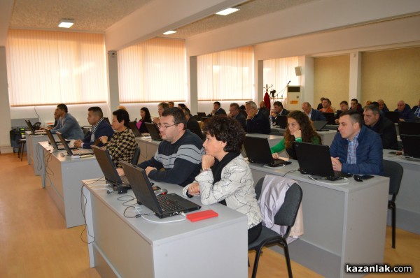 Вижте какво ще се продава и строи в Казанлък -решенията на ОбС-Казанлък от днес