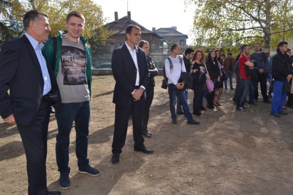 Технически колеж – Казанлък влиза в обновения си дом