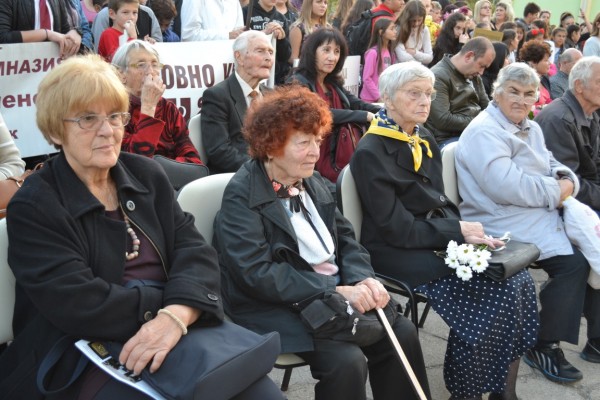 160 години празнува Основно училище „Свети Паисий Хилендарски“ в Казанлък