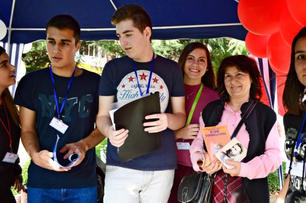 Младежки общински съвет отбелязва Деня на народните будители