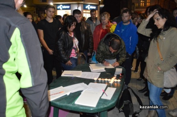 Подписка срещу движението на каруците се организира и в момента в Казанлък