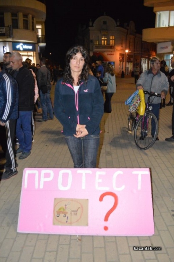 Подписка срещу движението на каруците се организира и в момента в Казанлък