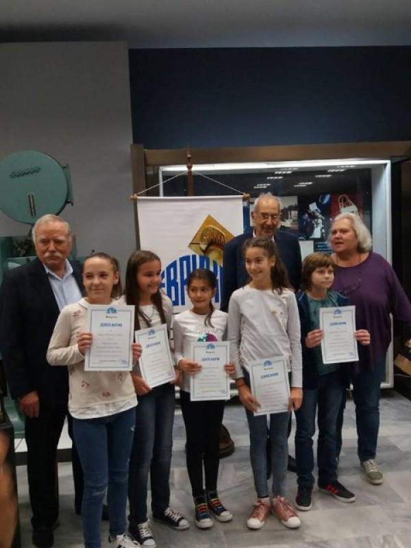 Успешен старт на творческия сезон за школа „Ренина“ при НЧ „Възродена Искра – 2000“