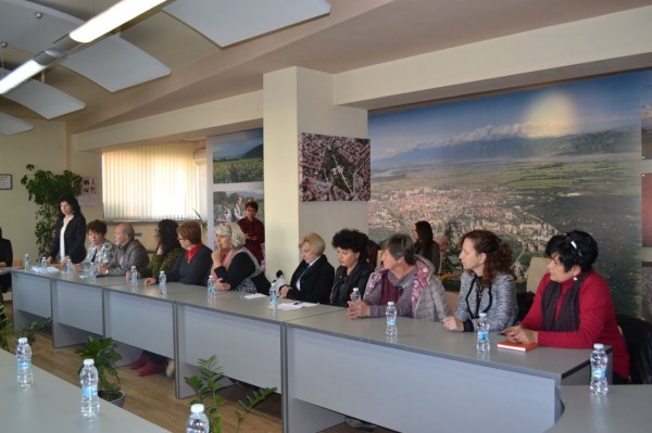 Министър Вълчев: „Поздравления за загрижеността към дуалното образование в Казанлък!“