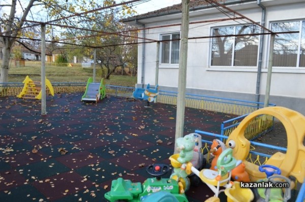 Откриха център за работа по методиката Монтесори в Бузовград