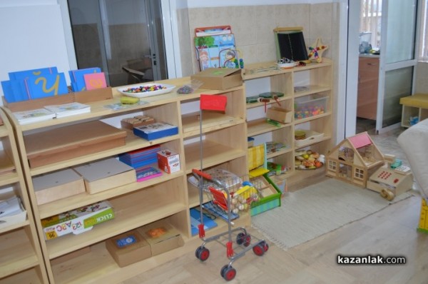 Откриха център за работа по методиката Монтесори в Бузовград