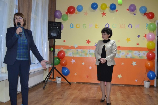 В Деня на християнското семейство обновената ДГ №13 „Мечо Пух“ официално отвори врати