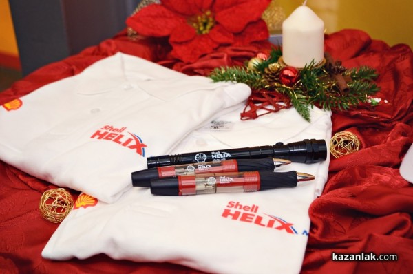 Участвайте за легендарните модели на Ferrari в новогодишната томбола на автосервиз “Мончев-90“