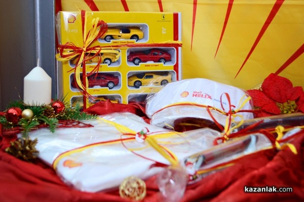 Участвайте за легендарните модели на Ferrari в новогодишната томбола на автосервиз “Мончев-90“