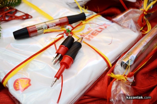 Участвайте за легендарните модели на Ferrari в новогодишната томбола на автосервиз “Мончев-90“