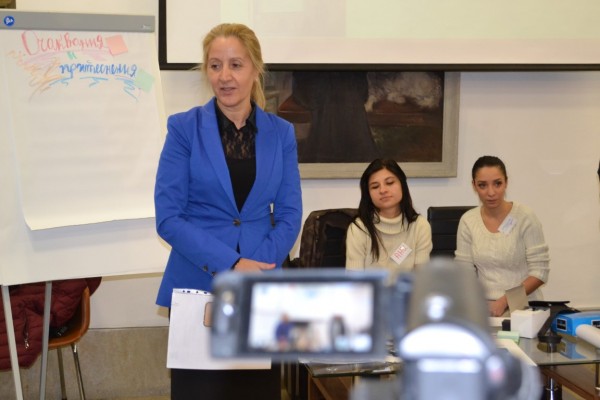 Община Казанлък фокусира вниманието върху младите лидери