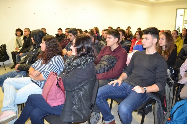 Младите казанлъчани – с най-високо ниво в програмата за лидерство