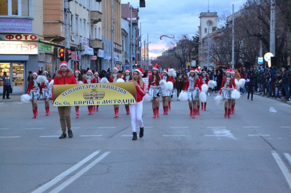 Казанлък заживя с празничния дух на Коледно-новогодишните празници