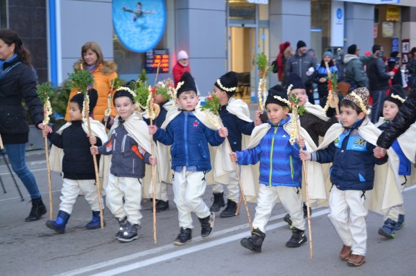 Казанлък заживя с празничния дух на Коледно-новогодишните празници