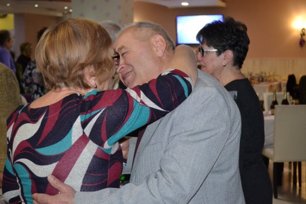 Над 60 „златни младоженци“ венча Кметът на Община Казанлък