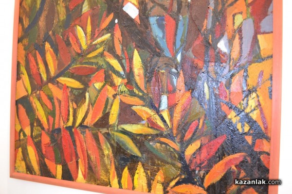 Шареният свят на СБХ в Казанлък изпълни залата на ул.“Искра“№4