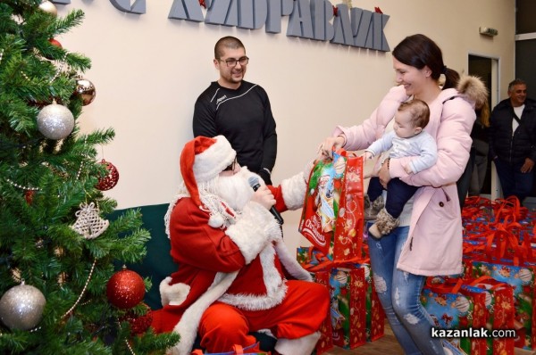 Поздрав от мениджърския състав на М+С Хидравлик за Коледа и Новата 2019г.