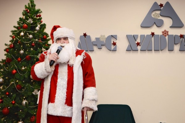 Поздрав от мениджърския състав на М+С Хидравлик за Коледа и Новата 2019г.