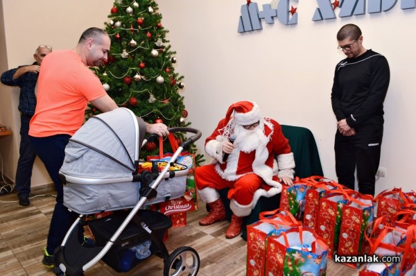 Поздрав от мениджърския състав на М+С Хидравлик за Коледа и Новата 2019г.