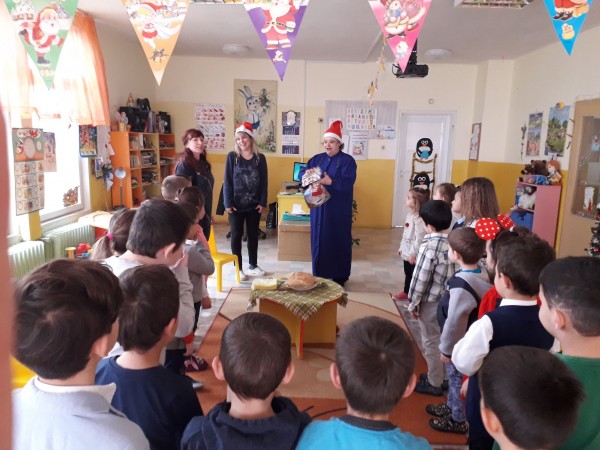 В Енина посрещнаха Игнажден със забавления