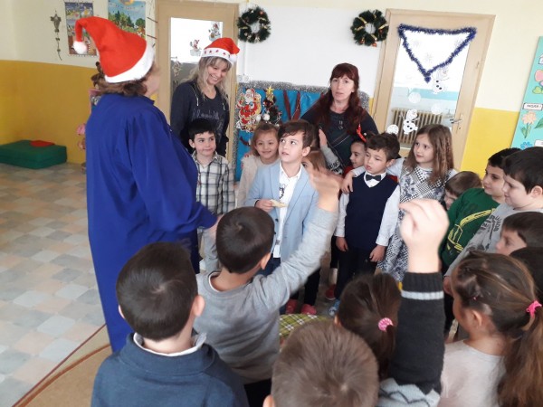 В Енина посрещнаха Игнажден със забавления