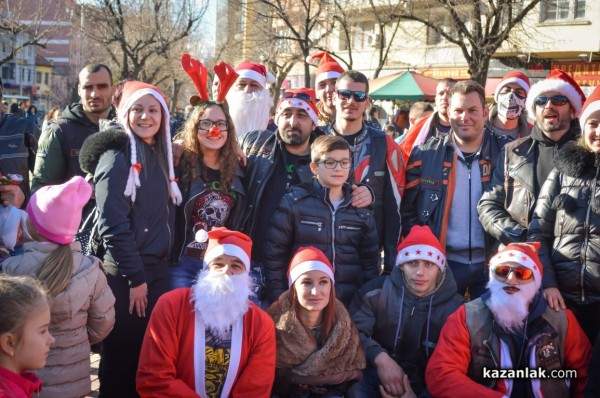 Мотористи в костюми на Дядо Коледа отново ще раздават подаръци на най-малките