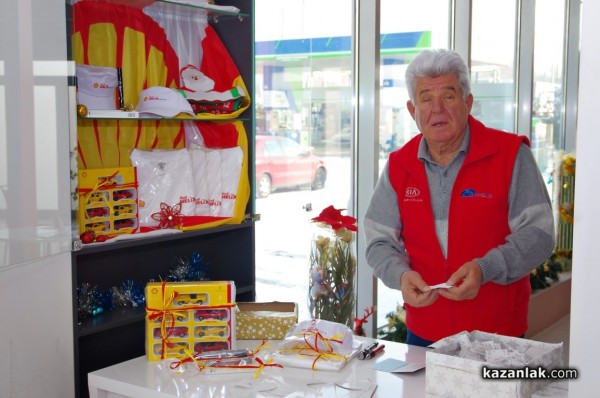 13 казанлъчани с уникални награди от новогодишната томбола на Автосервиз „Мончев-90”