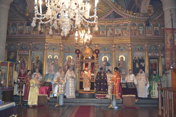 Митрополитска благословия за Казанлък на Ивановден