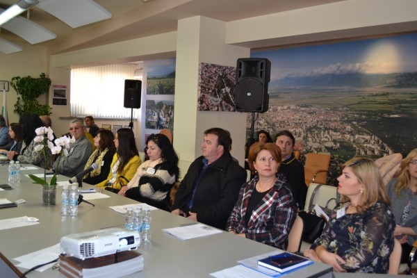 В Казанлък бе учредена Организацията за управление на туристически район „Долината на розите“