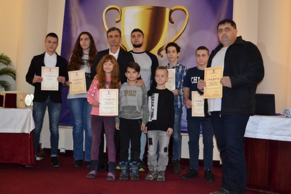 Таекуондистът Любомир Богданов е Спортист №1 на Казанлък за 2018 г.