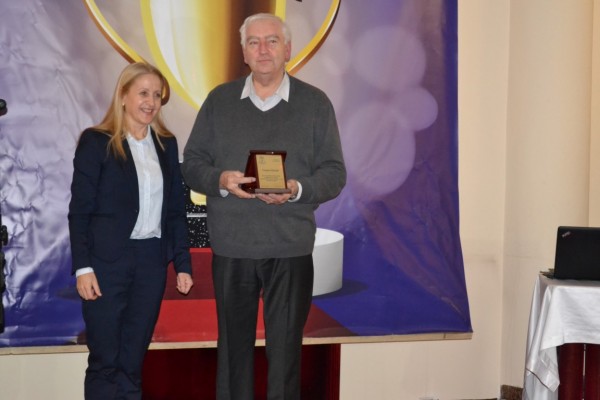 Таекуондистът Любомир Богданов е Спортист №1 на Казанлък за 2018 г.