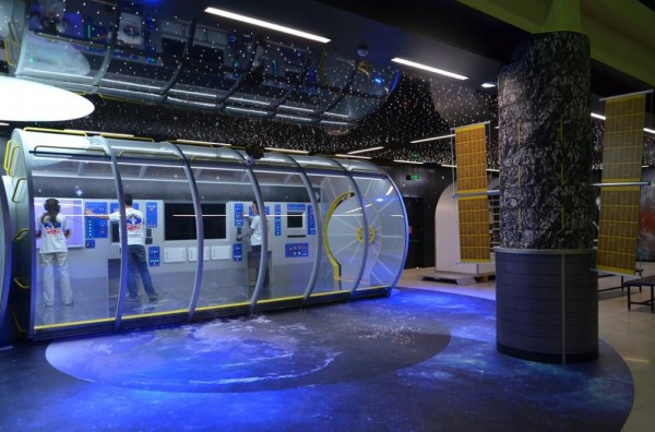 За първи път 2 пълни стипендии за космически лагер през 2019г.