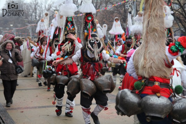 Кукерски състави от региона взеха медали от “Сурва 2019“ в Перник