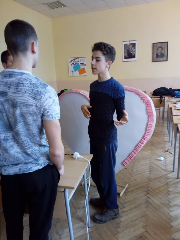 8 “Г“ клас се оказаха най-романтичните техници в Механото