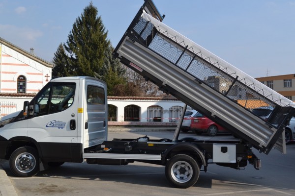 В Казанлък започна 6-та Национална среща на общинските предприятия и търговски дружества